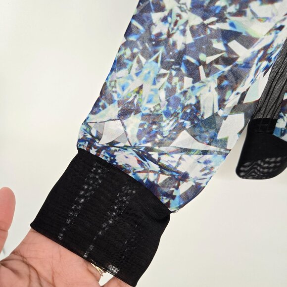 Sachin & Babi Blue Diamond Print Long Sleeve Sheer Mesh Top Women's Size 2 - Picture 4 of 12